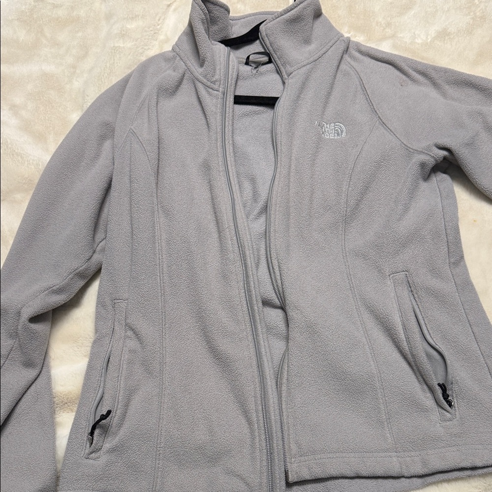 The North Face Women's Light Gray Fleece Jacket